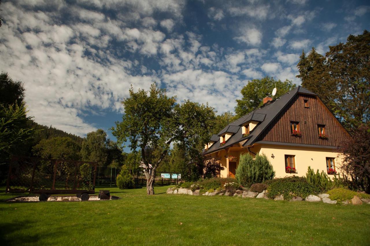 Penzion Pod Strani Mala Moravka Exterior photo